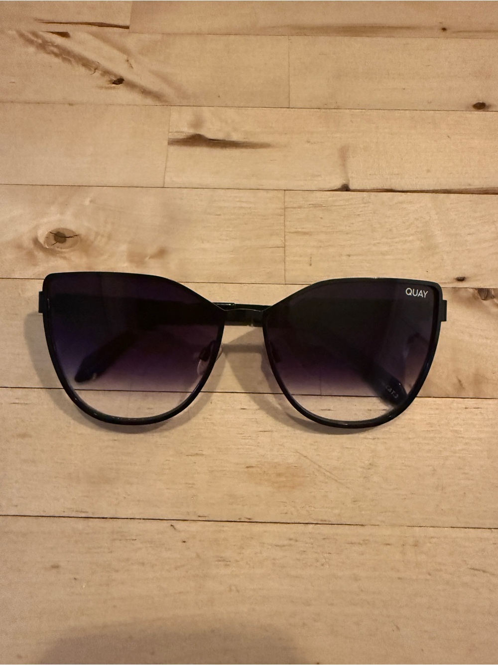 Quay Australia Black Gradient Cat Eye Sunglasses for Women